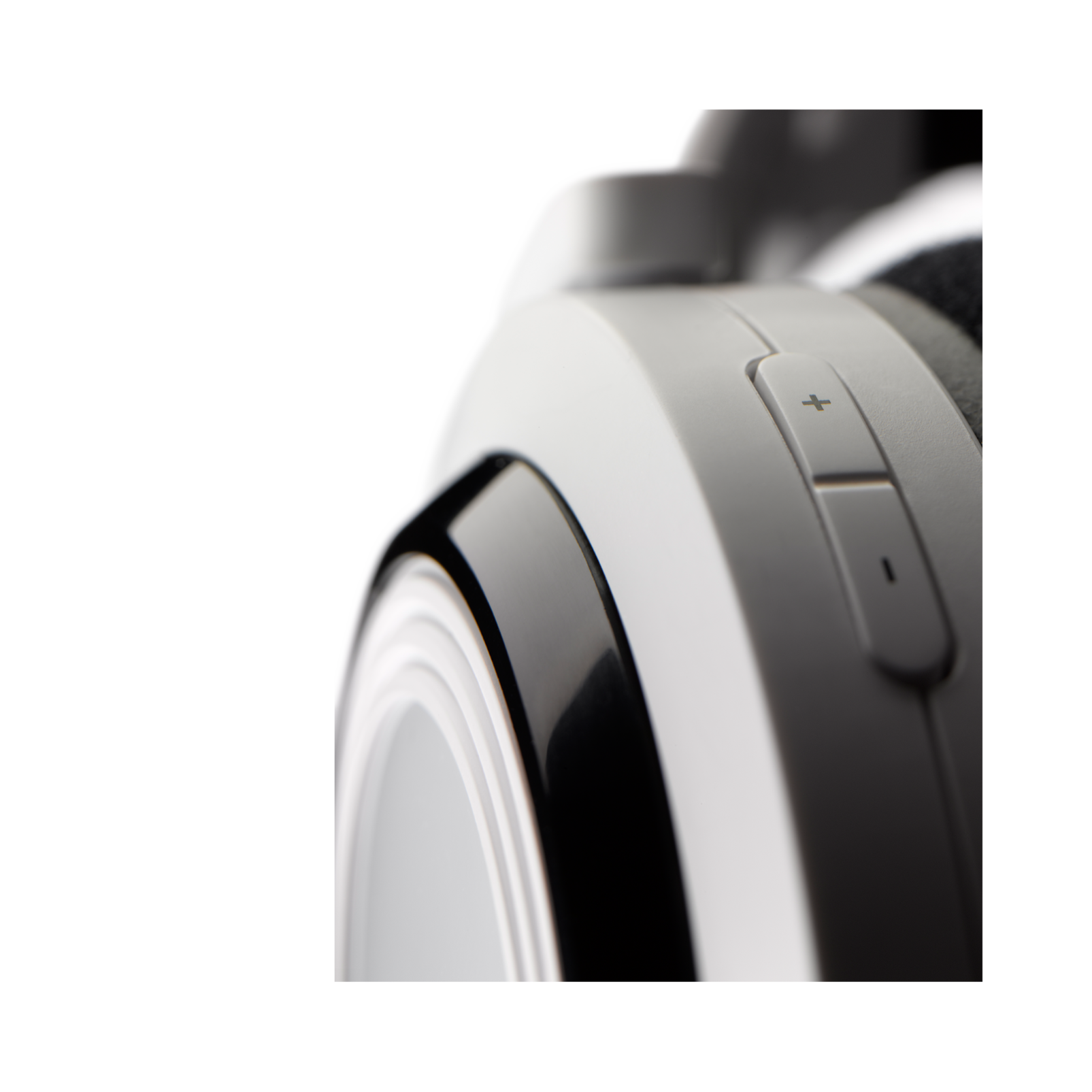 K 935 - White - High performance digital wireless stereo headphone optimized for movies, games and music - Detailshot 1